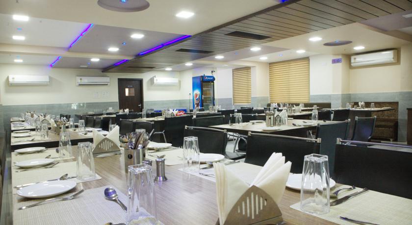 Hotel Kohinoor Plaza